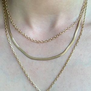 Vintage Gold Snake/Herringbone Chain 8.68g 9K | Sultry 80s Vibes
